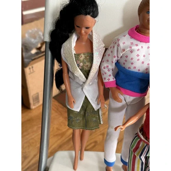Vintage Mattel Barbies Form Early 80s To Late 80s , With Clothes, Good Condition